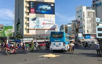 Người phụ nữ 59 tuổi bán vé số bị cán chết ở vòng xoay Điện Biên Phủ