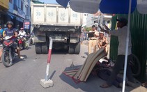 Giao thông lộn xộn vì đào đường, một phụ nữ bị xe ben cán tử vong