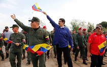 Quân đội Venezuela tuyên bố ‘chờ Mỹ với vũ khí trong tay’