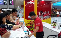 Hàng trăm người kẹt ở sân bay Cam Ranh vì hủy chuyến liên tục