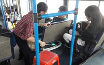 Người khách nữ và chuyến xe buýt khó quên