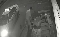 Bỏ mặc người khác chết giữa đường, xã hội đối mặt sự vô cảm đang lấn lướt?