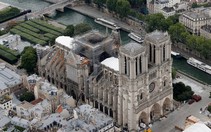 Nhà thờ Đức Bà Paris dễ sập trần do nắng quá nóng