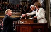 Trump, yêu nước và... bị luận tội