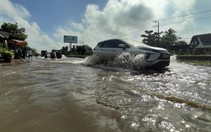 Miền Tây ngập từ thành phố ra quốc lộ, đến tận xóm làng