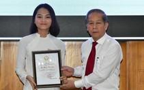 'Hãy học để làm người tốt, đừng chỉ học để lấy tri thức'