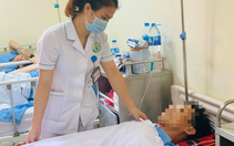 Lái xe chở bánh cứu trợ miền Trung, một thanh niên gặp tai nạn giập não và phổi
