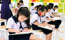 Học lớp 1, không chỉ con mà cha mẹ cũng căng thẳng