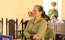 Phạt 4 năm tù người đánh đập, xúc phân đổ lên đầu mẹ ruột
