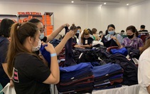 Hàng hiệu Nike, Levi's, CK giảm giá rẻ đến... thấy thương