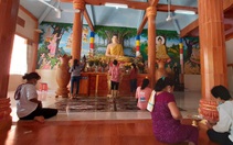 Cộng đồng người Khmer đón Tết cổ truyền, chung tay phòng ngừa COVID-19