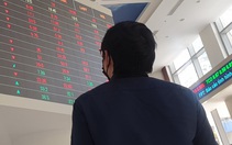 Dồn dập chốt lời ăn tết, chứng khoán giảm điểm mạnh