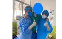 Bệnh nhân phi công người Anh tự thở bình thường, 'nóng lòng được về quê nhà'