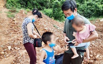 Quảng Ninh: Tiếp tục đưa thêm một gia đình đi cách ly vì nhập cảnh trái phép