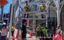 New York trở lại làm việc, đeo khẩu trang và đo thân nhiệt