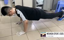 Video: Y bác sĩ Bệnh viện Đà Nẵng thách thức nhau tập thể dục trong khu cách ly
