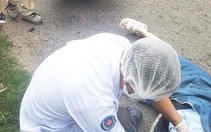Tiếng nổ lớn phát ra từ đống rác cháy bên đường, một phụ nữ tử vong