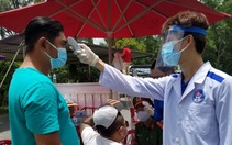 Sinh viên lao vào xây 'thành lũy' chống dịch