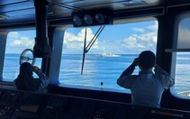 Tàu Indonesia xua tàu Trung Quốc ra khỏi EEZ sau 2 ngày 'nấn ná quá lâu'