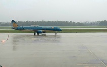 Vietnam Airlines hủy hàng chục chuyến bay vì bão số 13
