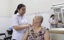 'Nếu thương mẹ thì dù có chuyện gì đi nữa, con cũng phải gắng học thật giỏi nha'