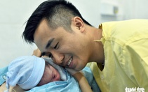 Nằm mơ cũng không nghĩ con sinh đúng khoảnh khắc giao thừa