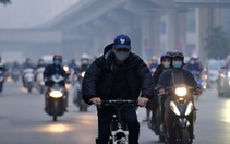Trời chiều Hà Nội 'mịt mờ' do chất lượng không khí ở mức xấu