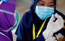 Indonesia phạt nặng người không chịu tiêm vắc xin COVID-19