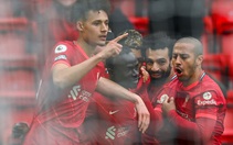 Leicester thua ngược Tottenham, Liverpool và Chelsea giành vé dự Champions League