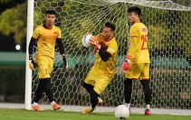 Vắng thủ môn Đặng Văn Lâm: Tấn Trường sáng giá nhất