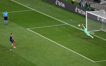 Hơn 250.000 người ký tên yêu cầu UEFA tổ chức đá lại Pháp - Thụy Sĩ