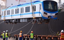 Metro số 1 TP.HCM thêm 4 đoàn tàu được nhập về