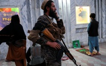Taliban hứng chịu vụ tấn công khủng bố chết người đầu tiên