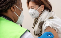 Đức cắt trợ cấp đối với người lao động không tiêm vaccine