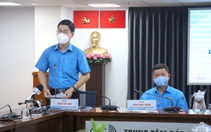 Trao sổ tiết kiệm cho trẻ em mồ côi vì COVID-19
