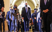 Ông Biden và ông Trump chỉ trích nhau khi nhìn lại 1 năm sau bạo loạn 6-1