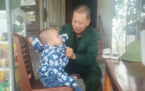 Hơi ấm người dưng - Kỳ 7: Ông 'gàn' cưu mang người điên