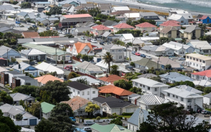 Rao bán nhà, hứa tặng cả ôtô mới để 'hâm nóng' thị trường ở New Zealand
