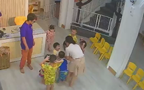 Trẻ mẫu giáo bị bạn cắn nhiều lần, trường cho nghỉ học vì 'quá áp lực'