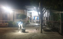 Nhậu say về nhà gây lộn với mẹ, đâm chết anh trai khi can ngăn