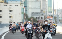 Hàng trăm người chờ mấy tiếng để qua cầu Thủ Thiêm 2