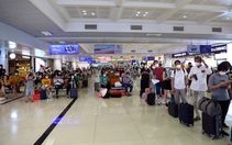 Khách đi máy bay qua Nội Bài vượt đỉnh so với khi chưa có dịch COVID-19