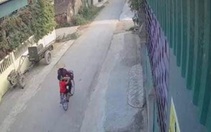 Hình ảnh cuối cùng của 2 mẹ con trước khi phát hiện thi thể nổi trên sông