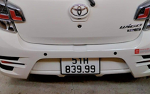 Đeo biển 'phát tài, tam hoa', Toyota Wigo được chào giá 1,2 tỉ đồng, ăn chênh hàng trăm triệu
