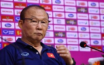 HLV Park Hang Seo: 'Tôi sẽ tập dùng sơ đồ 4 hậu vệ để chuẩn bị cho AFF Cup'