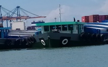 Xuyên đêm tìm cô gái 16 tuổi té sà lan mất tích
