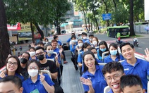 Nghệ sĩ và thanh niên kêu gọi mọi người dùng giao thông công cộng