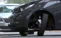 Hệ thống treo đặc biệt giúp đậu xe không gian hẹp, quay đầu dễ dàng