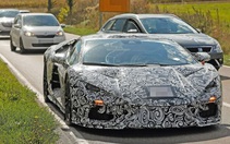 ‘Hậu duệ’ Lamborghini Aventador gặp trục trặc khi đang thử nghiệm