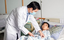 'Nếu bác sĩ, giáo viên giỏi giang, sao không ra trường tư, bệnh viện tư?'